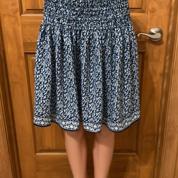Max Studio Dresses & Skirts - Like New Max Studio Blue Print Skirt Size S